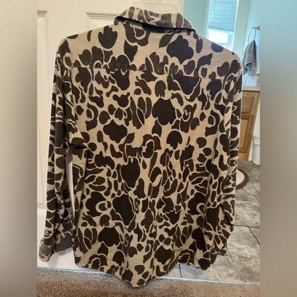 Vintage men’s sports afield long sleeve button top - Picture 8 of 11